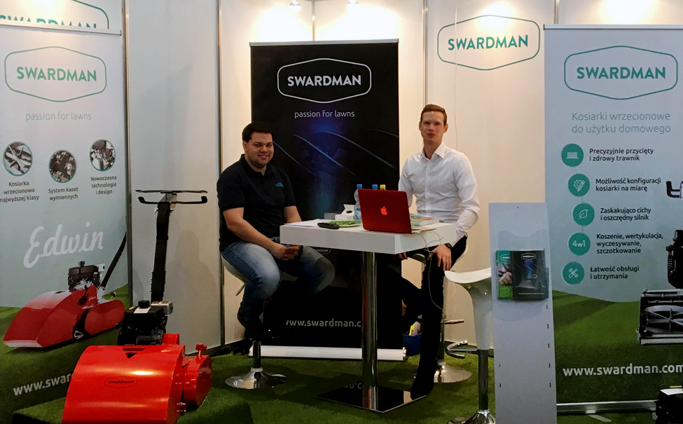 Hostessy i hości na Targi Gardenia