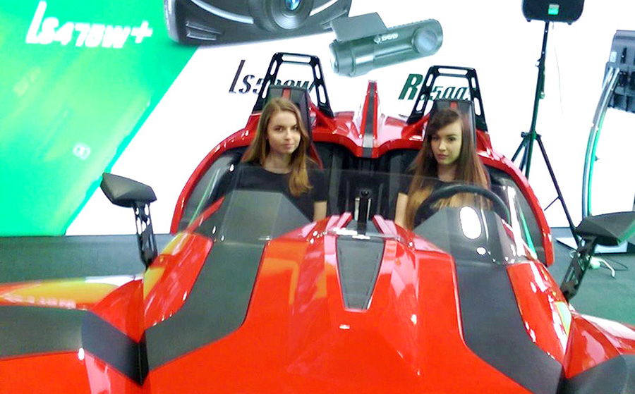 Hostessy MotorShow Poznań