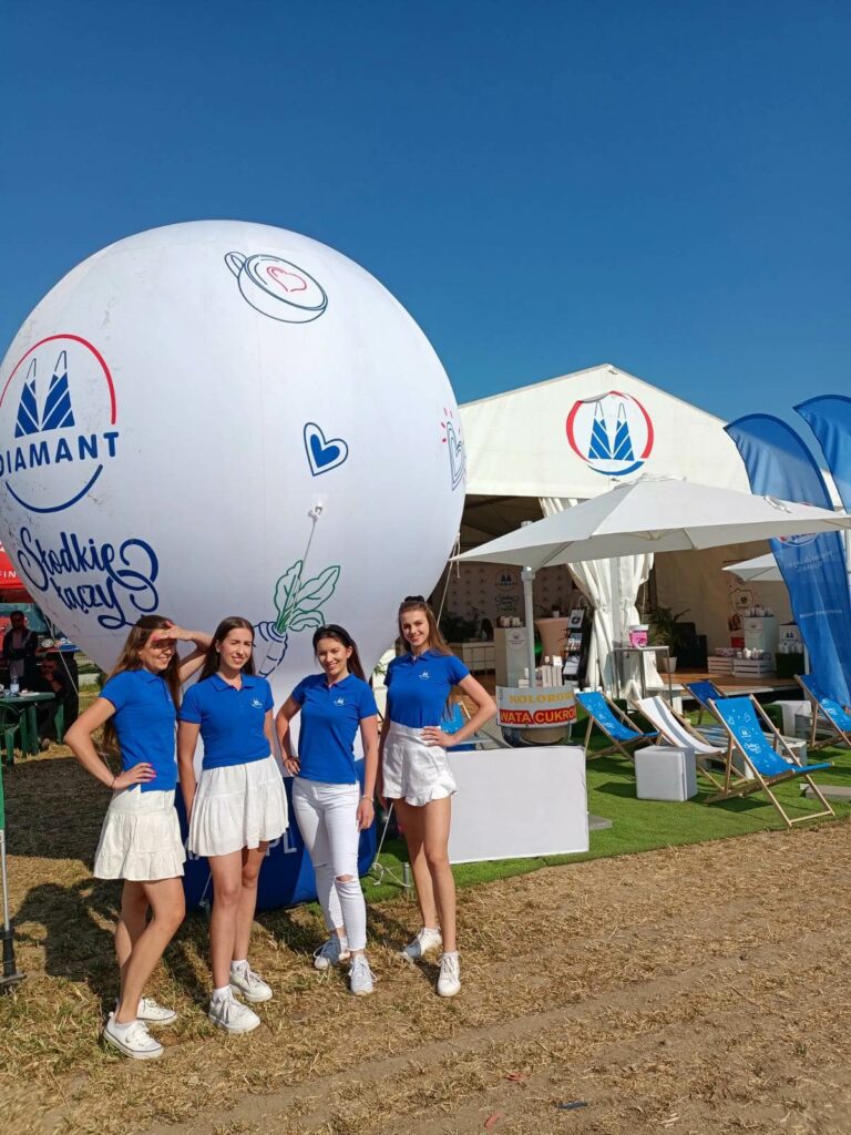 Dnia pola - DNA agencja hostess