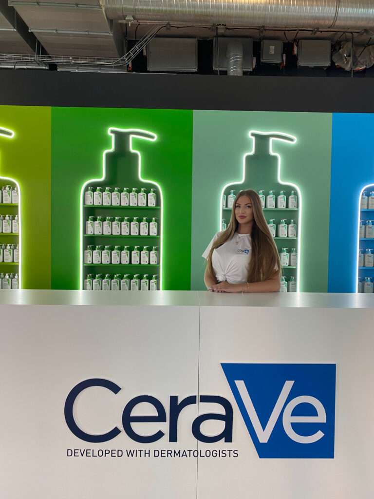 Event marki CeraVe w sercu Warszawy - DNA agencja hostess