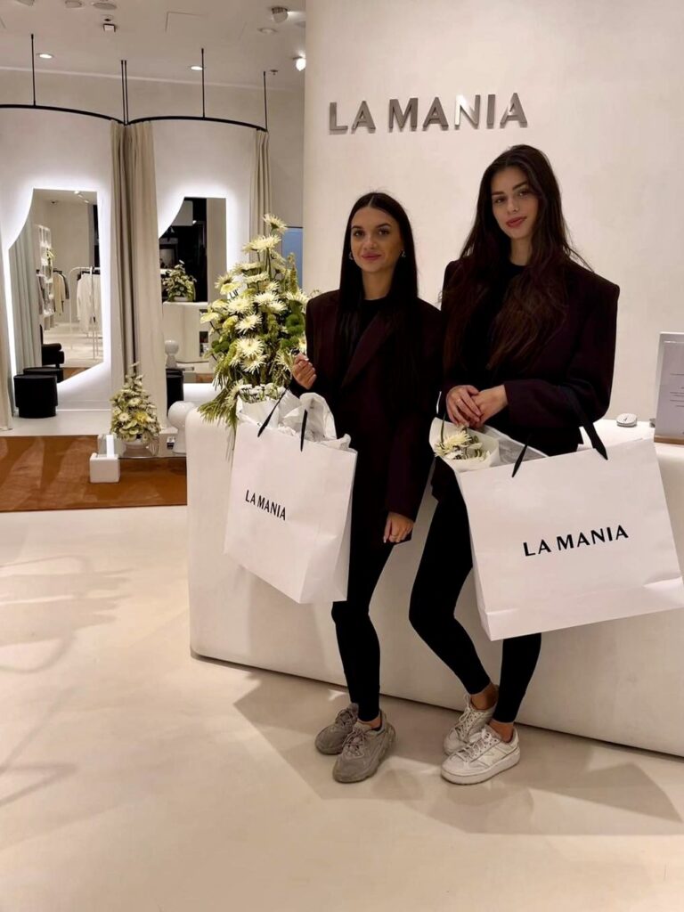 Hostessy DNA na otwarciu Salonu La Mania - DNA agencja hostess