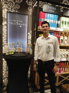 Degustacja likierów na lotniskach w Baltonie - DNA agencja hostess