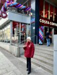Wielkie otwarcie Costa Coffee w Warszawie ? hostessy DNA w akcji