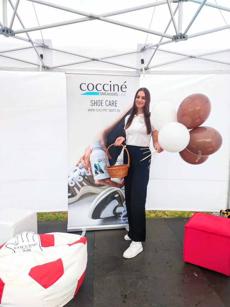 Hostessy w akcji podczas AMP Futbol w Warszawie - DNA agencja hostess