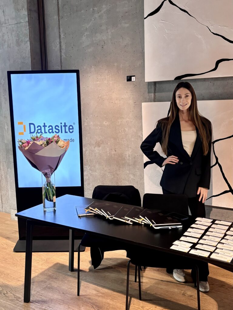 Hostessy DNA na konferencji Datasite w hotelu Nobu Warszawa