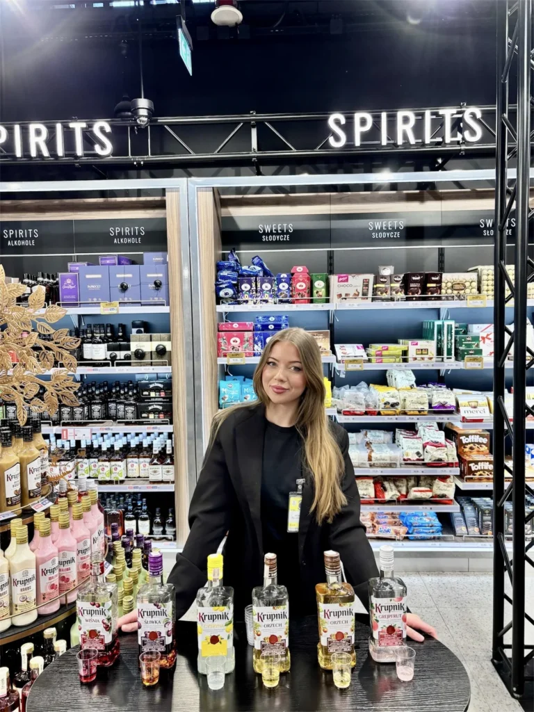 Degustacje Krupnik w sklepach Baltona na lotniskach - DNA agencja hostess